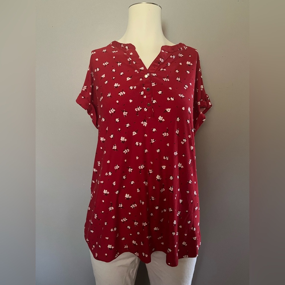 Red Floral V-Neck Henley Blouse